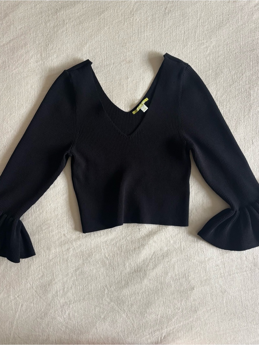 Gianni Bini Black Ribbed Dramatic Bell Sleeve Top Size L